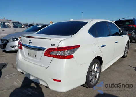 2015 Nissan Sentra Sr z USA, uszkodzony, nr VIN 3N1AB7AP3FY358682